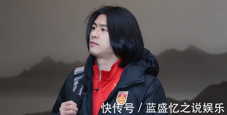 国足|32岁国脚确诊新冠，张玉宁有望取而代之，成为国足锋线端的桥头堡！