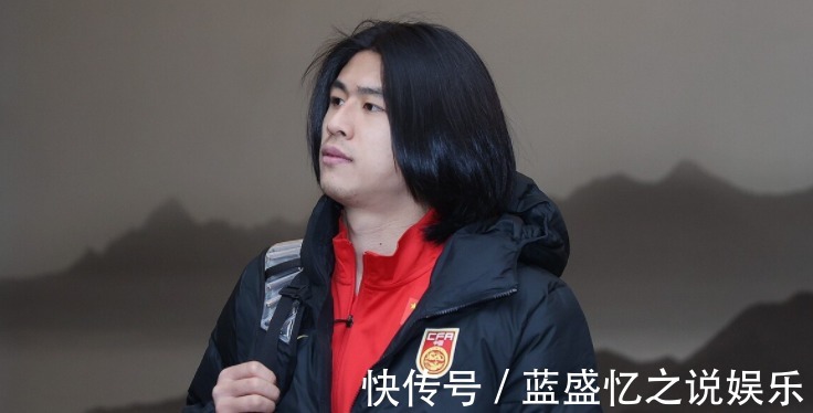 国足|32岁国脚确诊新冠,张玉宁有望取而代之,成为国足锋线端的桥头堡!