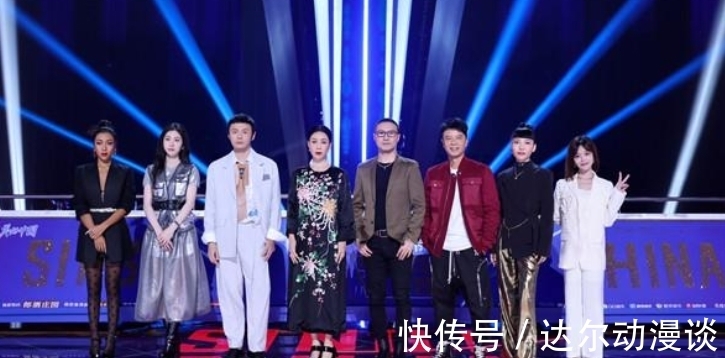 汪峰|本以為是汪峰不喜歡黃霄云,看到張碧晨的做法,才發(fā)現(xiàn)錯怪他了