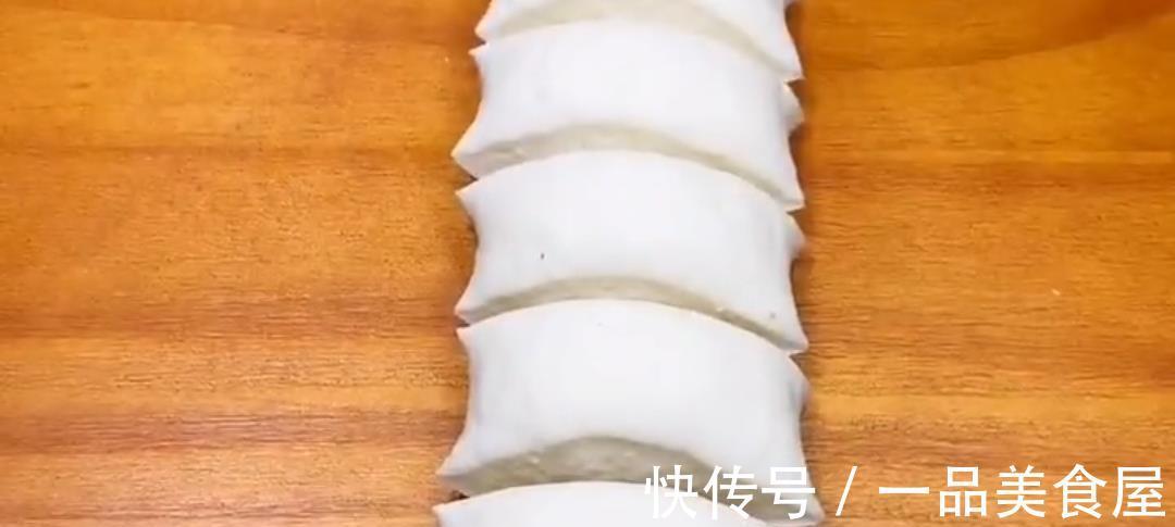 皮薄|在这里给大家做一个皮薄如纸的煎饼,卷菜卷肉都好吃