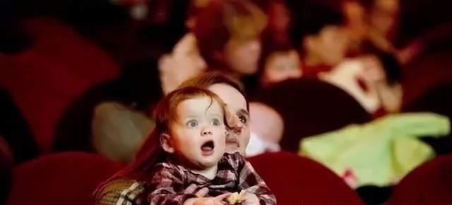 王女士|“妈,娃娃会眨眼”,孩子看到娃娃就哭,这3类玩具不能乱买