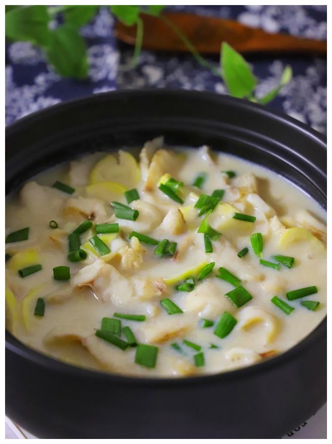 黑鱼加豆浆，教你新吃法，鲜香滑嫩无腥味，端上桌连汤都喝精光