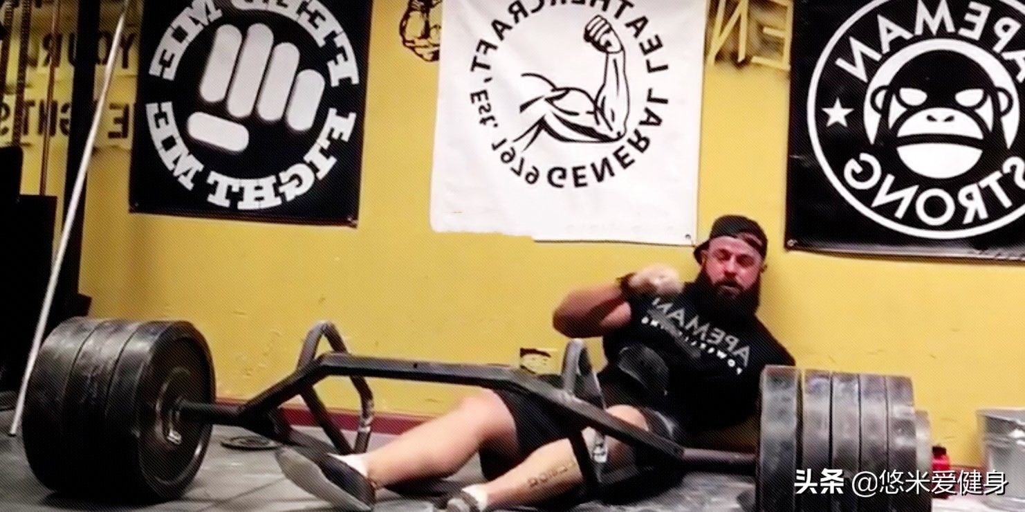 大重量|小哥拉起210KG杠铃后晕倒，做好这3个细节，避免大重量硬拉的风险