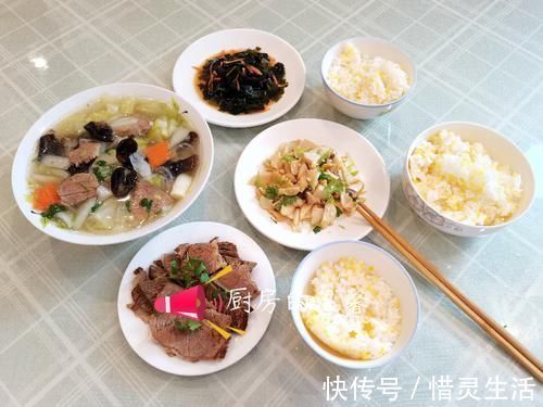 烩菜|晒一家3口的晚餐,荤素搭配营养好,网友:这是家的味道