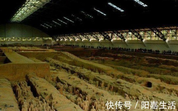 工匠#帝王葬入地宫,最后工匠们怎么出来?孙殿英:古人的智慧真了不起