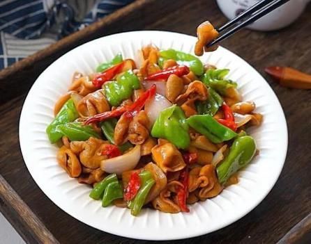 食物|餐厅吃饭，这4道菜别点，虽然好吃，但是非常脏，吃了对身体不好