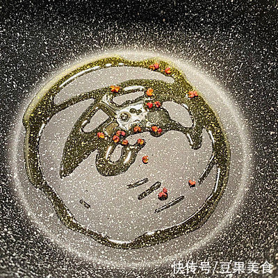 快手饭??素炒饼(丐版)超还吃,我家三天两头吃一次