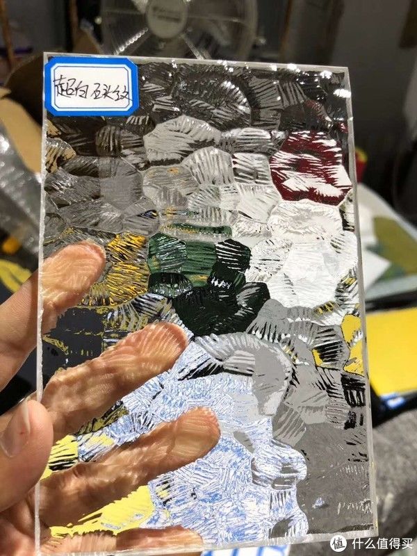 关键点|长虹玻璃门怎么选？玻璃、边框、合页都有讲究