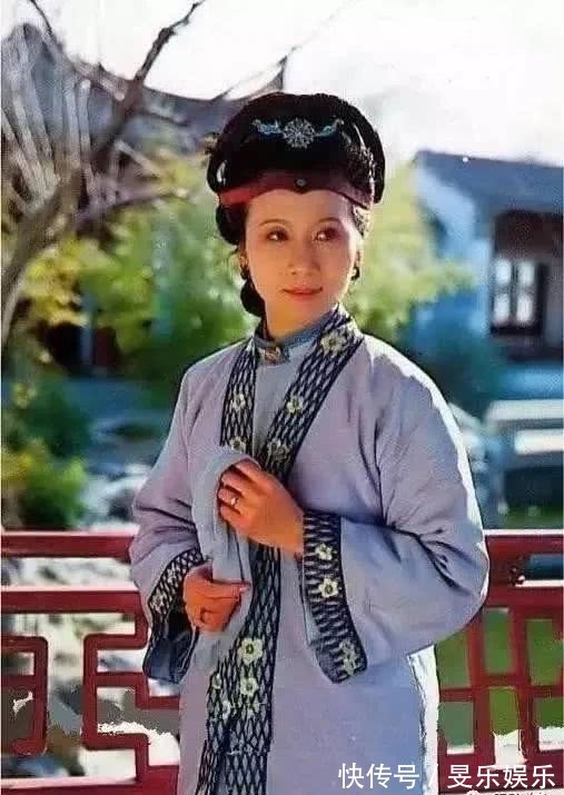 贾宝玉!贾母宠爱所有孙辈,为啥却对重孙辈的贾兰、巧姐不闻不问?