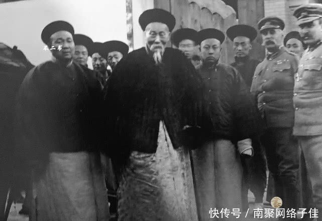 义和团拳民|清末老照片:慈禧西逃回銮时的衰落之景,镜头下李鸿章向联军求和