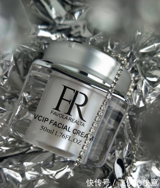 皮肤 50岁护肤品怎么选这几款抗老效果惊艳,用完皮肤嫩滑到让人羡慕!