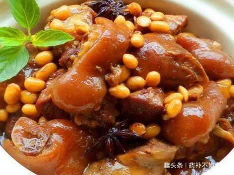 黄豆焖猪蹄|被称为“天然雌激素”,常吃美容抗衰,缓解腿部抽筋,延缓更年期