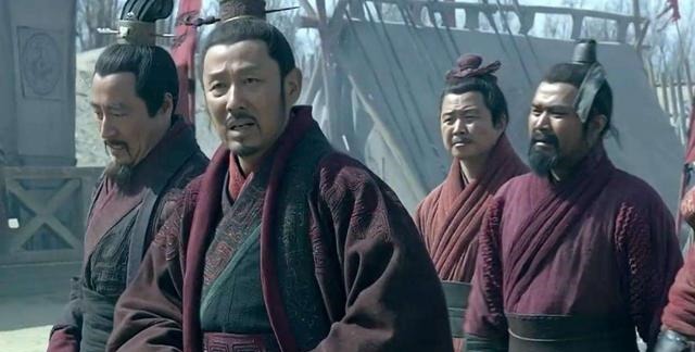 丁公|刘邦杀了放过自己的丁公,封了背叛自己的雍齿,反常背后是什么