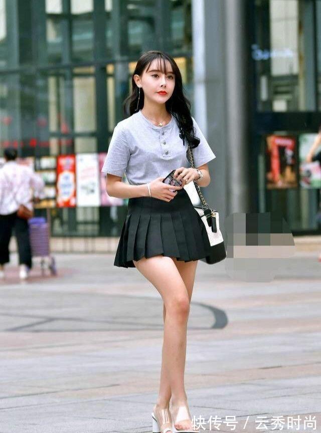 穿搭|不想短裙穿着显胖的话,这些搭配细节一定要注意!