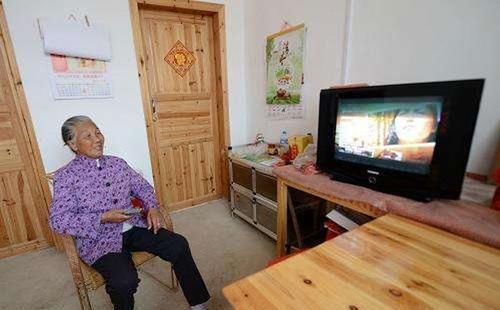 这五种老人并不适合带娃，每一种都对孩子没好处！