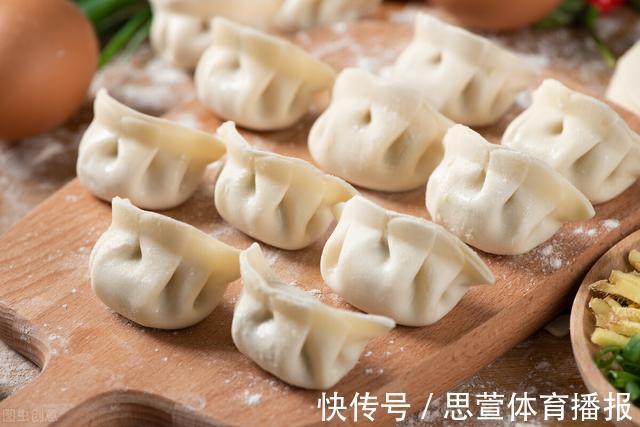 食用油|做韭菜馅饺子,别再乱调馅了,调料只需这3样,韭菜鲜香不出水