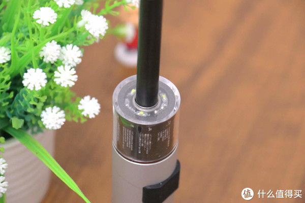 家居|家居好物 篇十三：WOWSTICK SD双动力锂电家居螺丝刀：自带LED无影灯，省力又实用