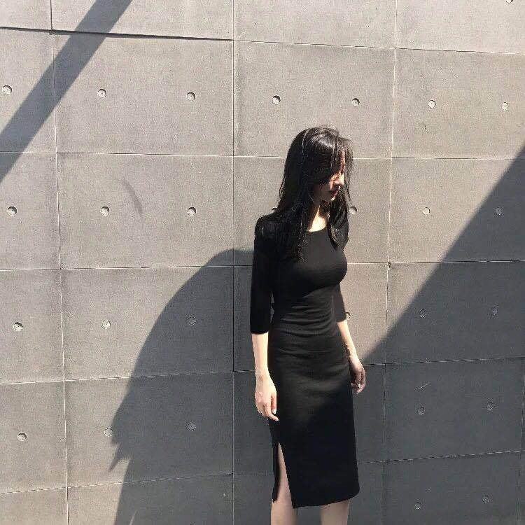 曲线|街拍小姐姐，成熟韵味有魅力，曲线丰腴,衣品好看经得起考量！
