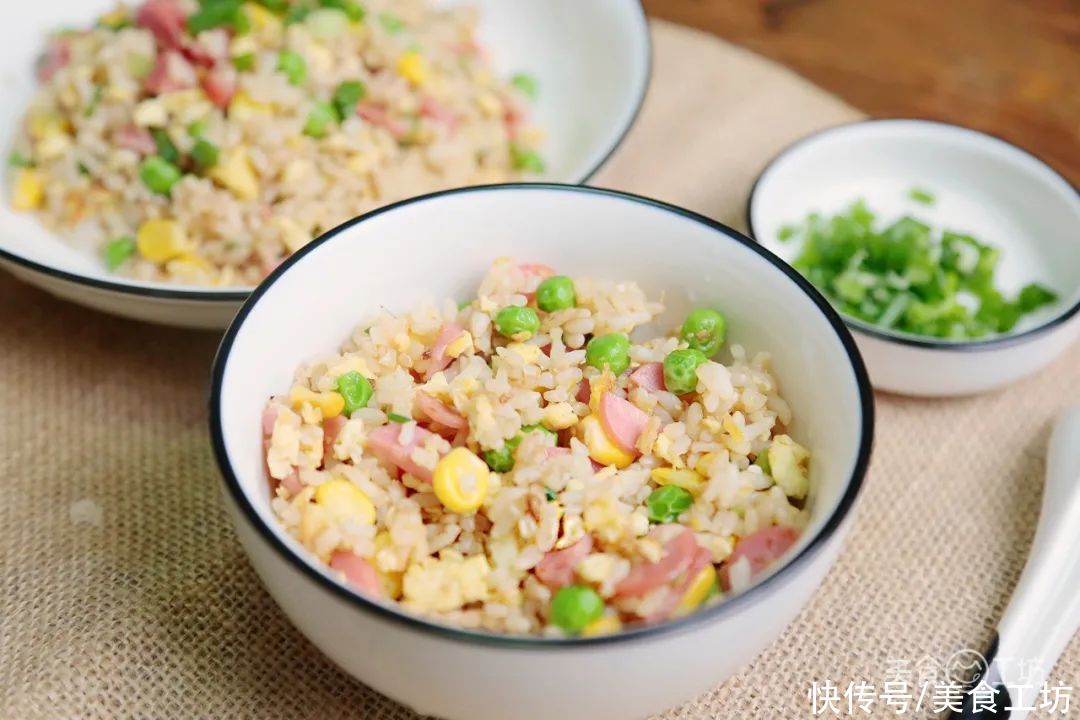 什锦炒饭|炒饭前多加这一步，颗粒分明不粘锅，10分钟就搞定