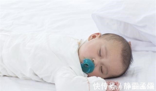 睡眠质量|孩子睡觉蹬被子不仅是热,3大原因宝妈不能忽视,娃不说也要了解