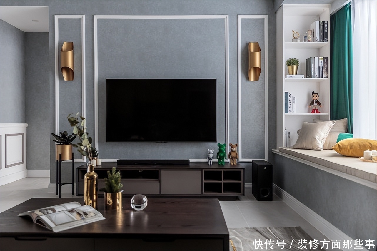 窗帘|129平绿色窗帘与灰色构成强烈的对比,香槟金的搭配有奢华情调