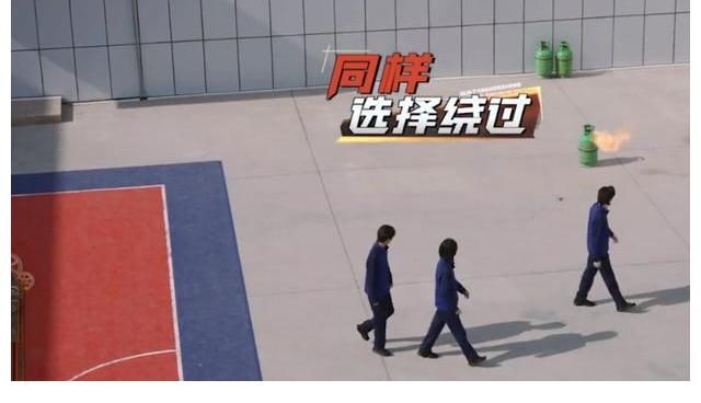 面对着火的煤气罐，陈小春张智霖张晋的反应大不同，细节看出教养