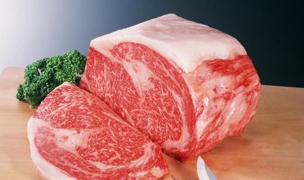 回事|高血压人群不能吃肉？营养师：2种肉再馋也别碰！别不当回事！