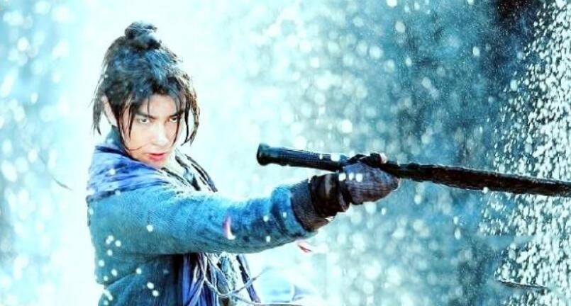 神雕侠侣!独孤求败晚生几十年,能否成为五绝之首?金庸在笑傲江湖给出线索