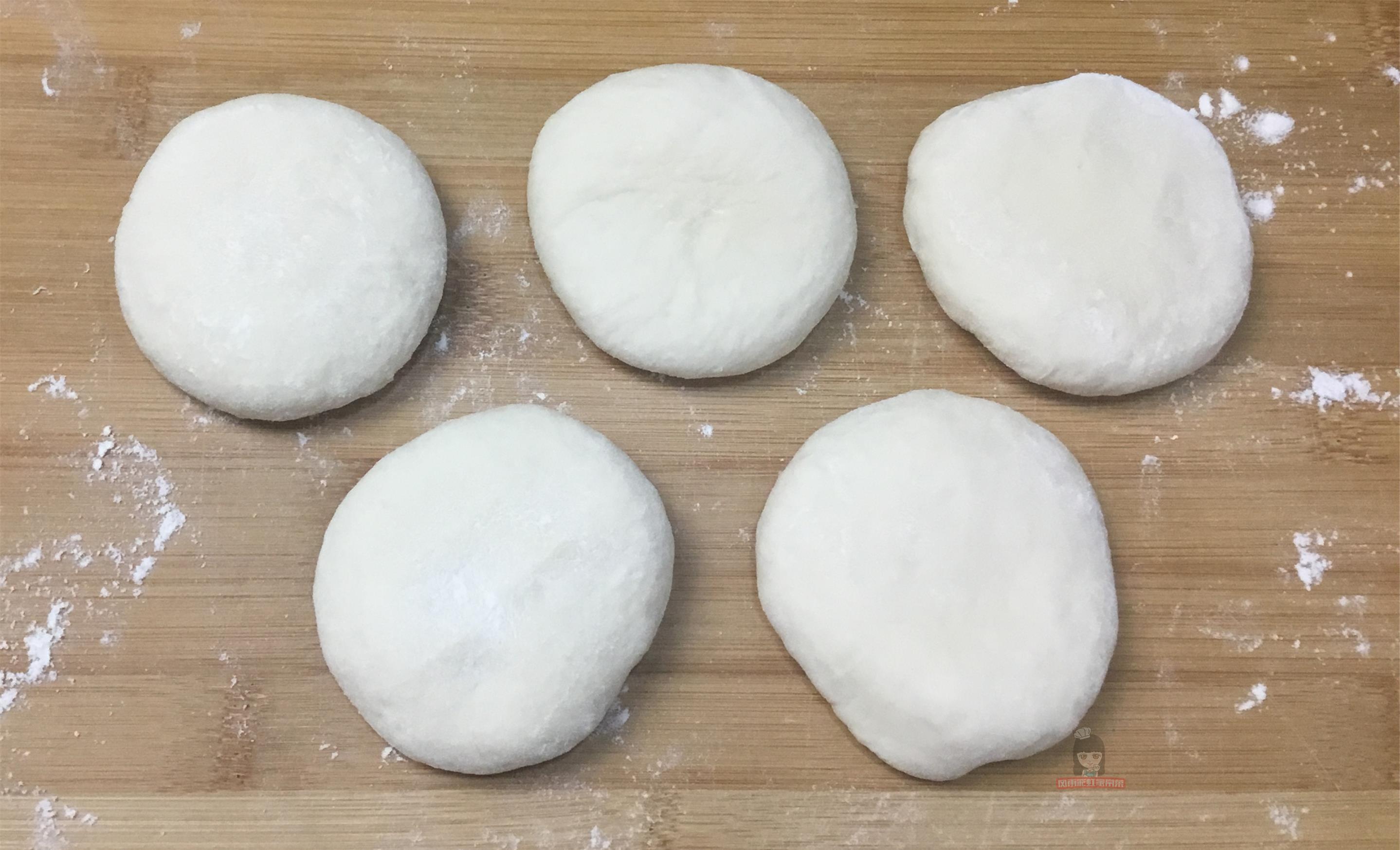 看一遍|花卷的创意新做法,一卷一夹还带馅,层次丰富看一遍就会做