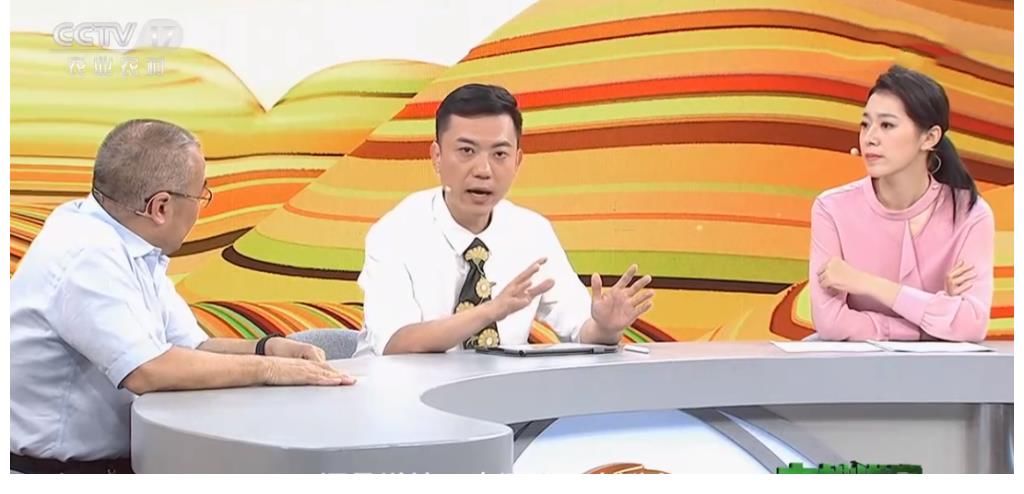 主持人大賽|央視《大地講堂》出現(xiàn)新面孔，李七月主持機(jī)會再次縮減