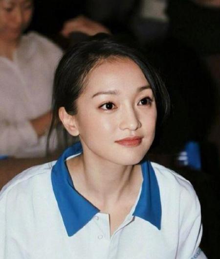 油画!周迅早年“人体模特”油画曝光,一幅售价184万!18岁为艺术献身