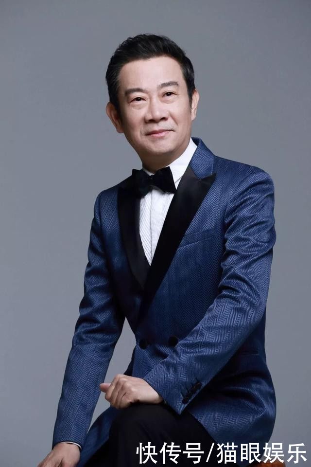 央視名嘴趙保樂曬近況,眼袋下垂顯老態,曾是售貨員卻被馮鞏看重