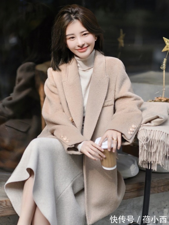 搭配|不管年纪如何,新年都得备上这些时髦的长款大衣,让你气场倍增!