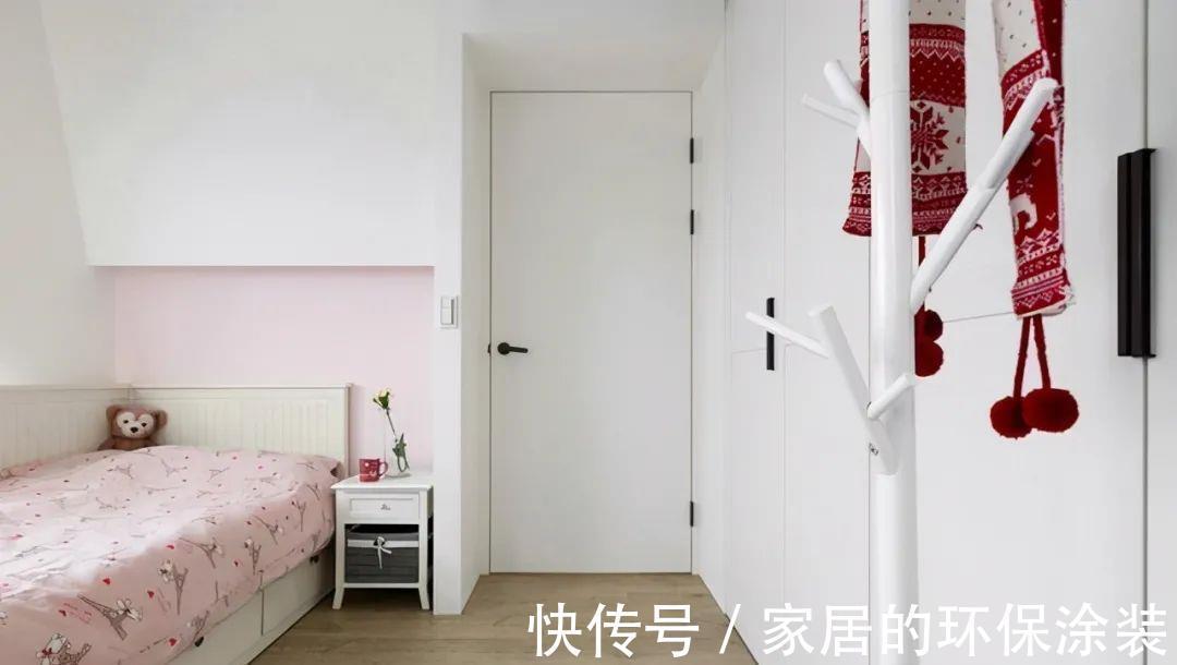 收纳|沙发不靠墙加5㎡收纳区,玄关连餐厅全装柜,100㎡住出豪宅感