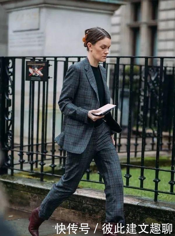 时髦|适合冬天穿的4条长裤!时髦又好看,还很显腿长