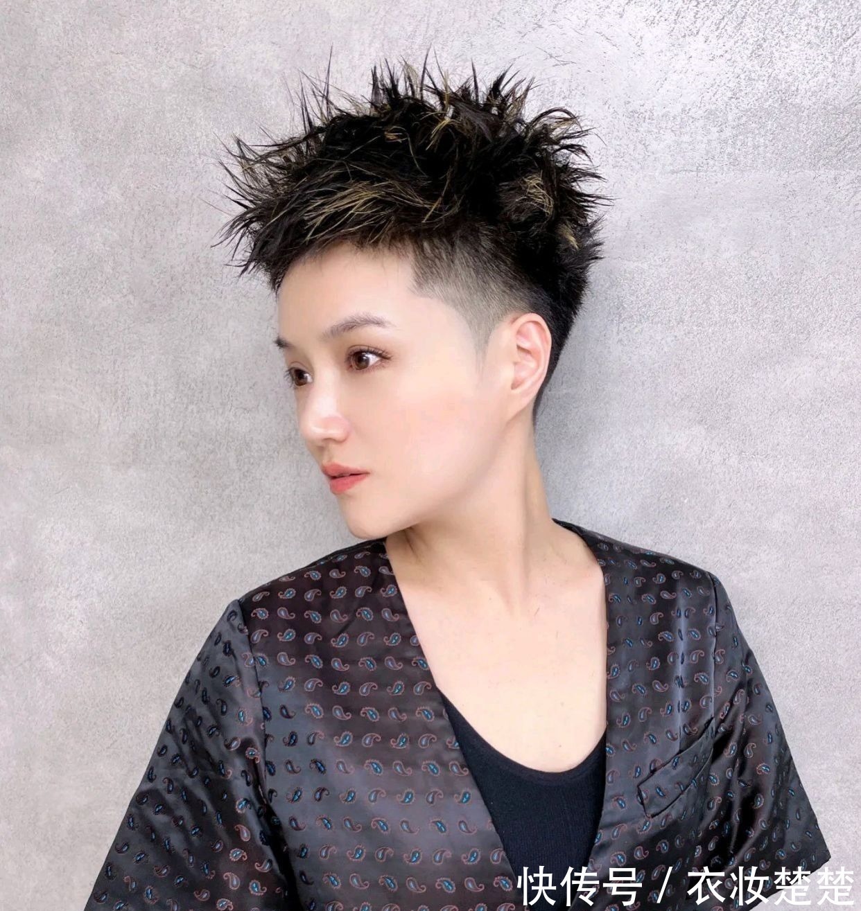 木马烫 女发不在多选对是关键,这3种发型很不错,瘦脸利落显气质