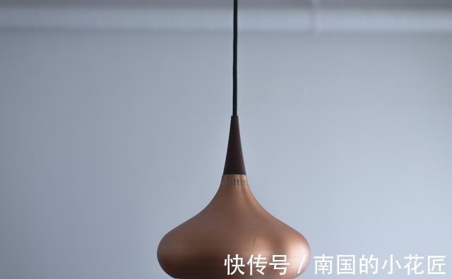 白墙|中古家具的绝佳背景,是全屋大白墙