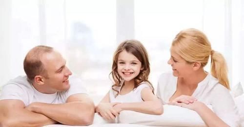 女儿|有女儿的家庭，父母需要教会孩子这3件事，以免走上歪路
