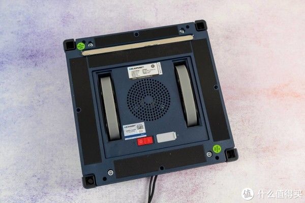 清洁|不伤玻璃,高效清洁不留痕,蓝宝擦窗机器人体验