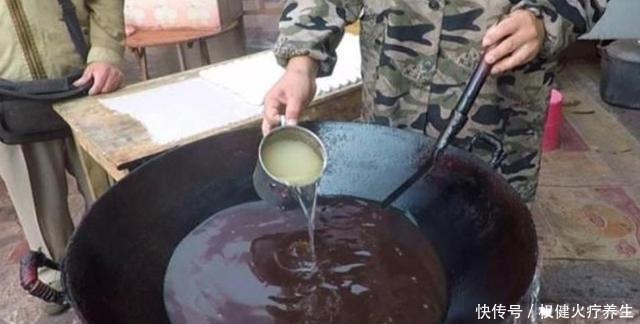 小夫妻街边卖它,一元一个,还没出锅已卖光,邻摊越看越眼红!