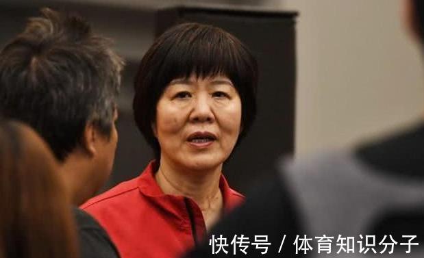 排球|中国女排近况,郎平的角色发生转变,朱婷恩师对国家队不感兴趣