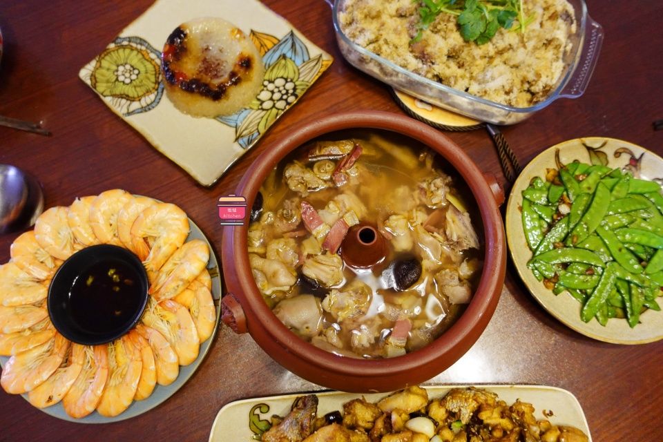 妇女节给家人炖的这锅汤火了，鲜香浓郁，滋润养颜，女人要多喝