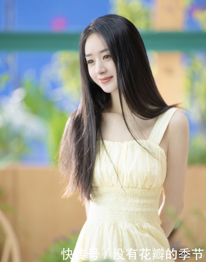 赵丽颖|赵丽颖录节目沉默寡言状态差,何炅耿直提醒:麻烦偶尔说几句话