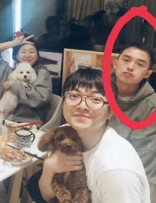 我是谁|地下恋说漏嘴！和大导演马上要结婚？