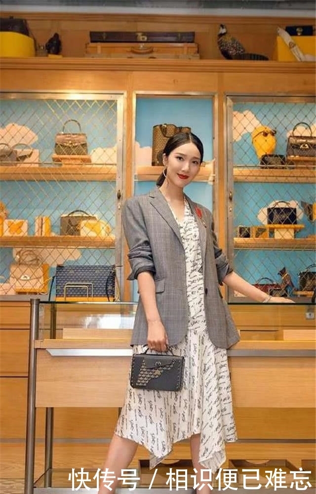 比大衣“更高级”的外套来了!时髦显瘦又洋气,明星都上头了!