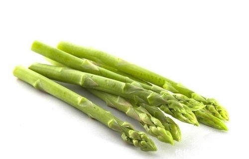 春吃芦笋好处多,买时看“4处”就够了,脆嫩又新鲜,一挑一个准