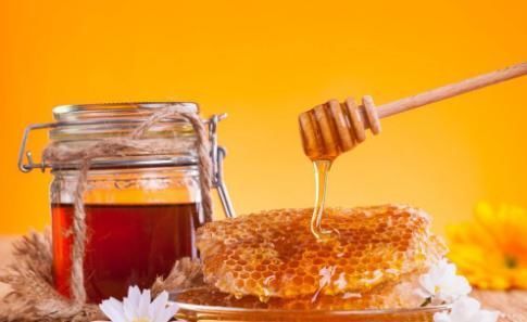 夜晚失眠睡不着,记住4味小药,家家户户有,简单又有效