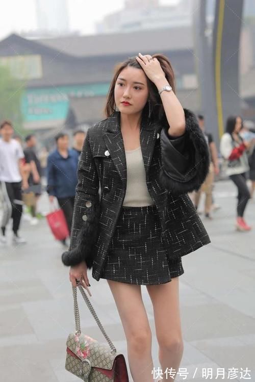 小香|小香风套装穿搭，成熟稳重，修身又有气质