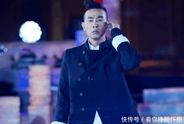 节目 原来陈小春在节目中唱歌是这样的