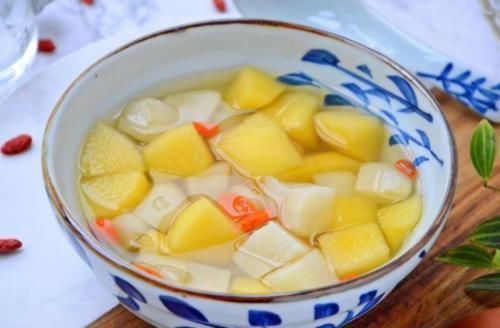 苹果和它一起煮,等于天然“止咳汤”,止咳润肺,秋天不咳嗽